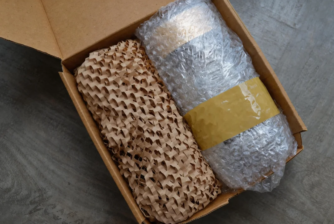 Honeycomb Paper vs. Bubble Wrap: A Comprehensive Comparison for Eco‑Conscious Businesses